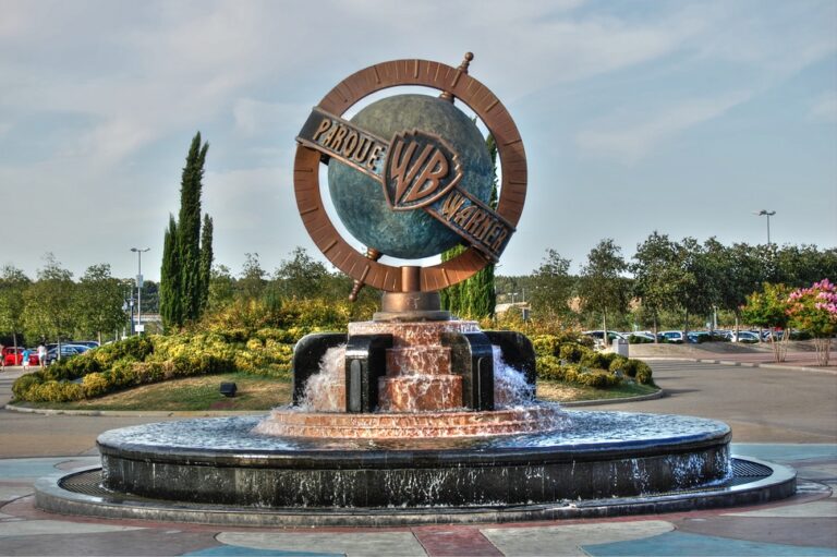 Fin de Semana en Parque Warner y luces de Navidad